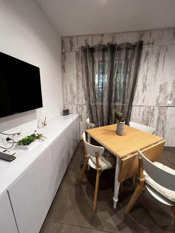 Great Close To Plaza De Torres Appartement